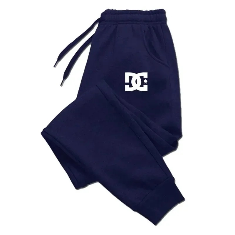 Nuovi Pantaloni Sportivi da Uo - Sports Equipment Jersey recensione e prezzo
