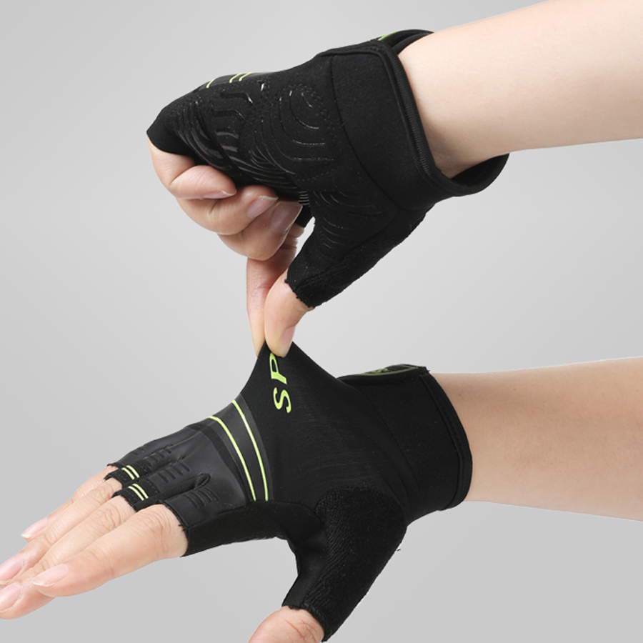 Guanti sportivi antiscivolo tr - Sports Equipment With Names recensione e prezzo